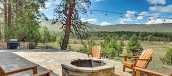 Peaceful Nutrioso Cabin Retreat w/ Mountain Views!