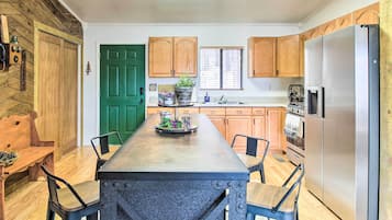 Rumah (2 Bedrooms) | Interior