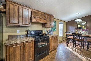 บ้านพัก (3 Bedrooms) | ภายใน