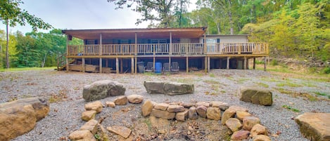 House (4 Bedrooms) | Front of property