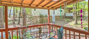 Greers Ferry Getaway w/ Deck & Lake Access!