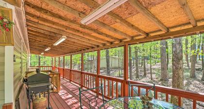 Greers Ferry Getaway w/ Deck & Lake Access!