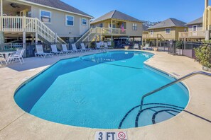 Cottage (2 Bedrooms) | Interior - Myrtle Beach Cottage, Walk to Pools + Beach! (Myrtle Beach)