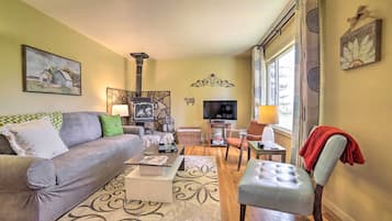 House (1 Bedroom) | Interior