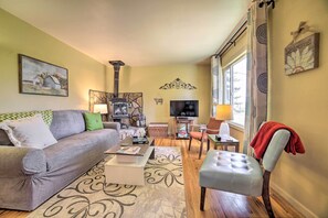 House (1 Bedroom) | Interior