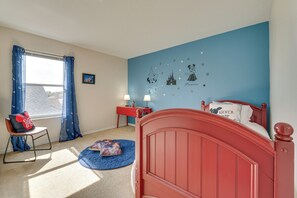 House (4 Bedrooms) | Interior - Backyard Oasis & Games: Davenport Magic Stay! (Davenport)