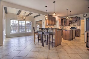 Ev (6 Bedrooms) | İç mekân