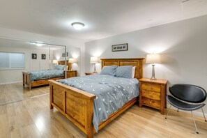 Apartment (2 Bedrooms) | Interior - Updated Home w/ Mtn Views: 8 Mi to Snowbird Resort (Sandy)