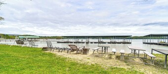 Lakefront Boating Getaway in Spring City!