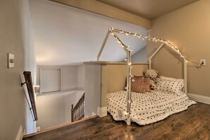 單棟房屋 (5 Bedrooms) | 內部