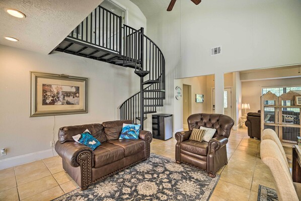 House (4 Bedrooms) | Interior - Spacious Seabrook Home w/ Patio: 1 Mi to Beach! (Seabrook)