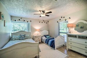 House (4 Bedrooms) | Interior - Spacious Seabrook Home w/ Patio: 1 Mi to Beach! (Seabrook)