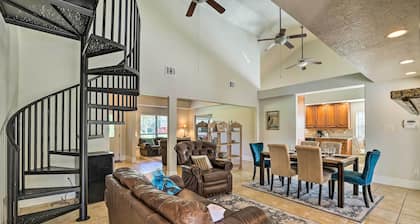Spacious Seabrook Home w/ Patio: 1 Mi to Beach!