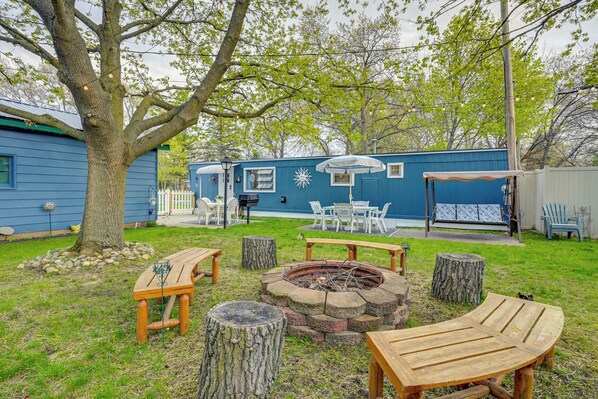 平房 (2 Bedrooms) | 室外用餐