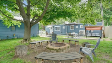 Cottage (2 Bedrooms) | Front of property