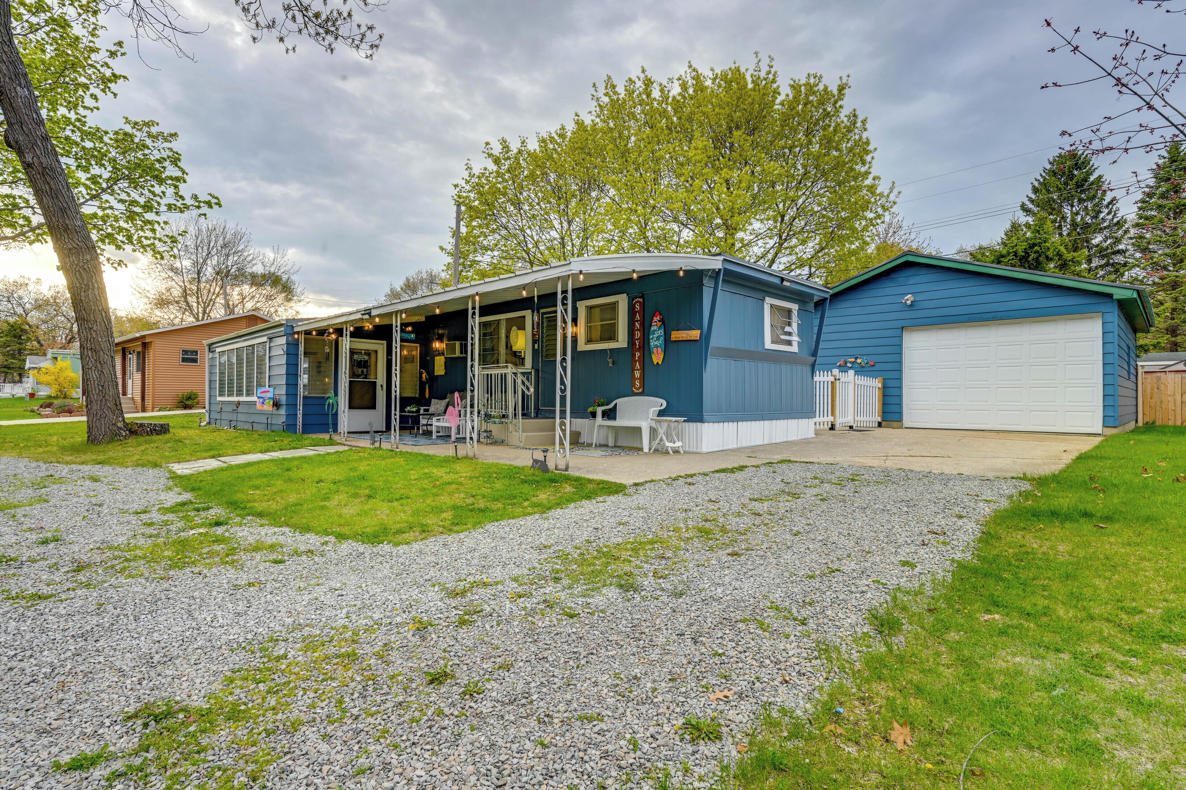 Cottage (2 Bedrooms) | Interior