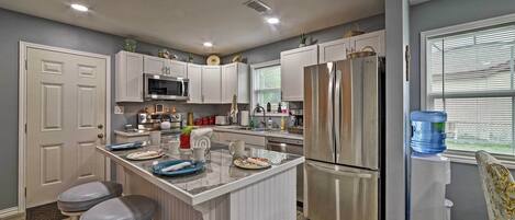 House (3 Bedrooms) | Interior