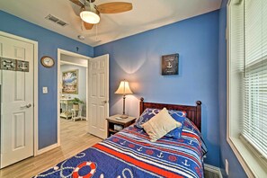 House (3 Bedrooms) | Interior - < 3 Mi to South Padre Beach: Port Isabel Home (Port Isabel)