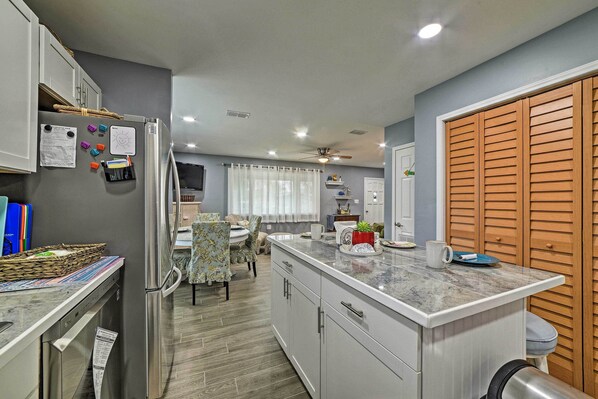 House (3 Bedrooms) | Interior - < 3 Mi to South Padre Beach: Port Isabel Home (Port Isabel)