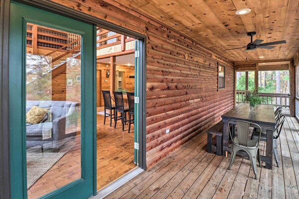 Interior - Piney Bluff Retreat With Mountain Views! (Melbourne)