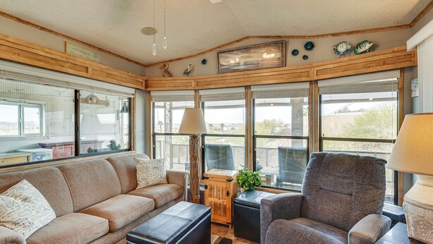 Living area - Lake Havasu City Rental w/ Private Beach Access! (Lake Havasu City)