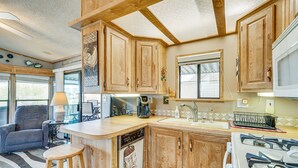 Private kitchen - Lake Havasu City Rental w/ Private Beach Access! (Lake Havasu City)