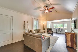 Cottage (3 Bedrooms) | Interior - Pet-friendly Pickens Vacation Rental w/ Fire Pit (Pickens)