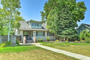 House (6 Bedrooms) | Interior - Pet-friendly Ogallala Home ~ 7 Mi to Lakefront! (Ogallala)