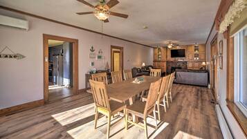 ู
ูุฒู (6 Bedrooms) | ุงูู
ูุดุฃุฉ ู
ู ุงูุฏุงุฎู