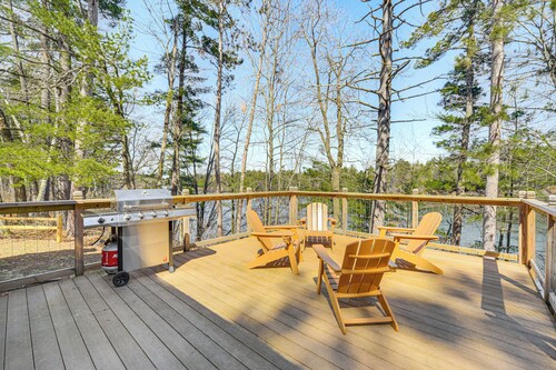 Beautiful Chetek Home w/ Prairie Lake Access!