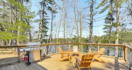 Beautiful Chetek Home w/ Prairie Lake Access!