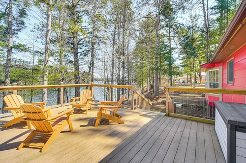 Beautiful Chetek Home w/ Prairie Lake Access!
