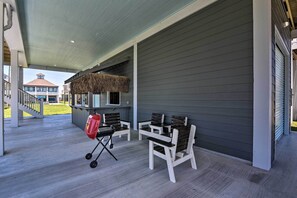 House (3 Bedrooms) | Interior - Steps to Coast: Bolivar Peninsula Beach House! (Port Bolivar)