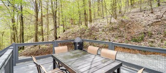 Pet-friendly Boone Vacation Rental w/ Deck!