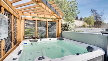 Rumah (5 Bedrooms) | Interior