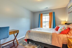 House (5 Bedrooms) | Interior - Huntsville Vacation Rental < 5 Mi to Airport! (Huntsville)