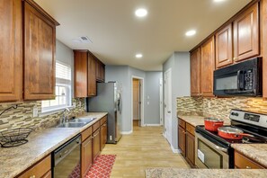 House (5 Bedrooms) | Interior - Huntsville Vacation Rental < 5 Mi to Airport! (Huntsville)