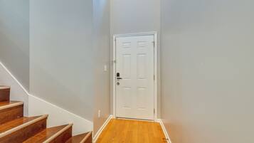 Maison (5 Bedrooms) | Intérieur