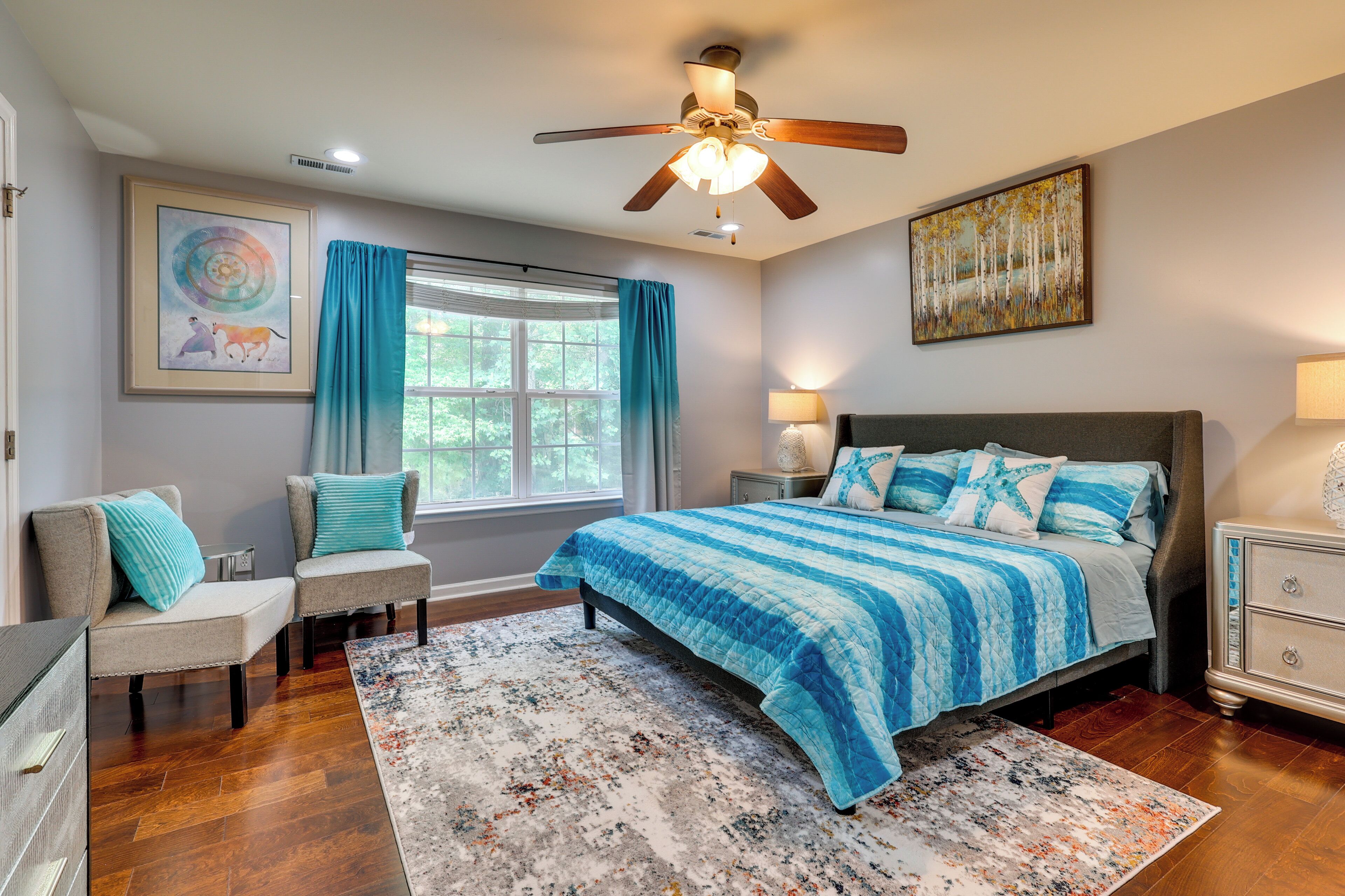 House (5 Bedrooms) | Interior