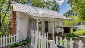 Cottage (2 Bedrooms) | Interior