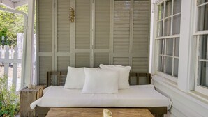 Cottage (2 Bedrooms) | Interior