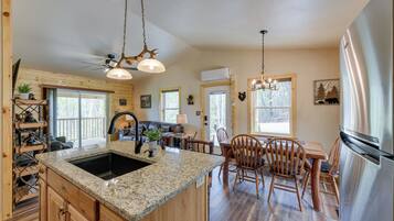 Casa (2 Bedrooms) | Interior