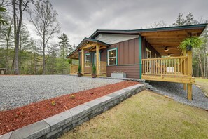 House (2 Bedrooms) | Interior - Scenic Murphy Cabin w/ Hot Tub, Fire Pit & Views (Murphy)
