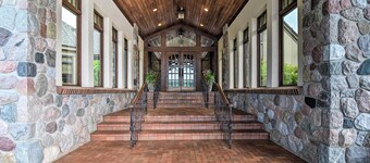 10 Mi to Nubs Nob: Modern Retreat w/ Fire Pit