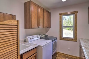 Hus (4 Bedrooms) | Innvendig