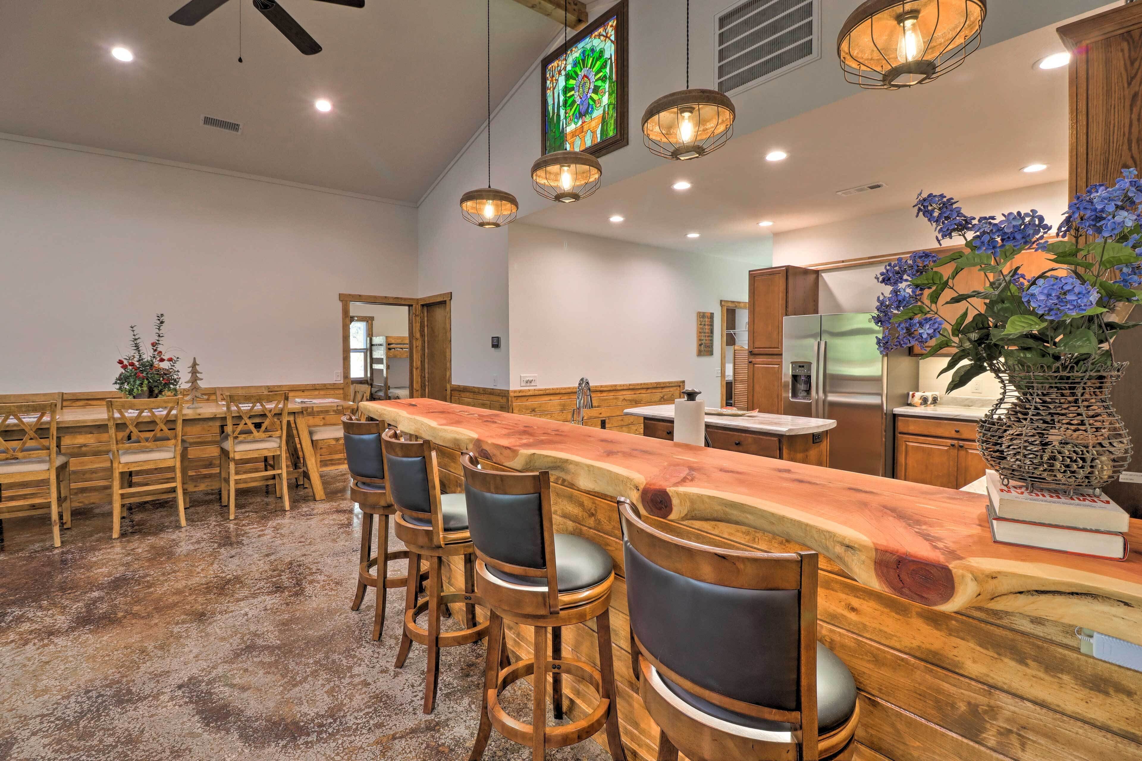 House (4 Bedrooms) | Interior