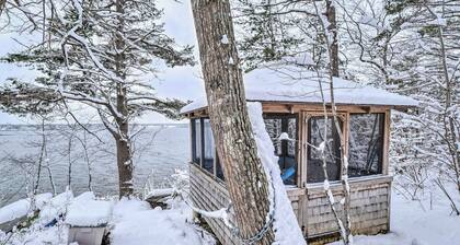 Cozy Waterfront Cottage on Montsweag Bay!