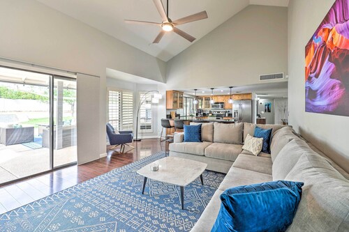 Luxe Desert Home w/ Heated Pool: 3 Mi to Kierland!