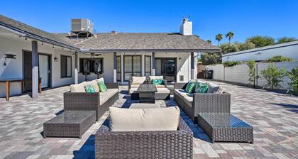 Luxe Desert Home w/ Heated Pool: 3 Mi to Kierland!