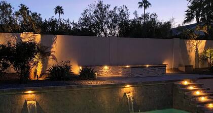 Luxe Desert Home w/ Heated Pool: 3 Mi to Kierland!